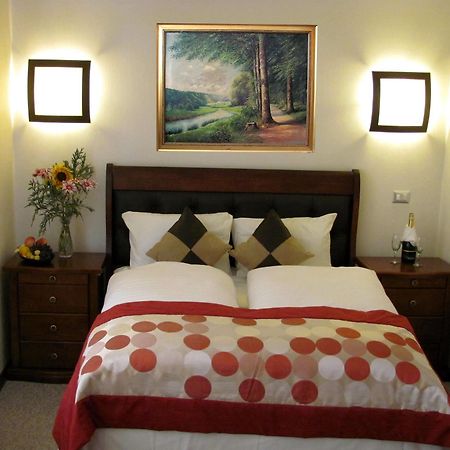 Hotel Baviera Parral Zewnętrze zdjęcie