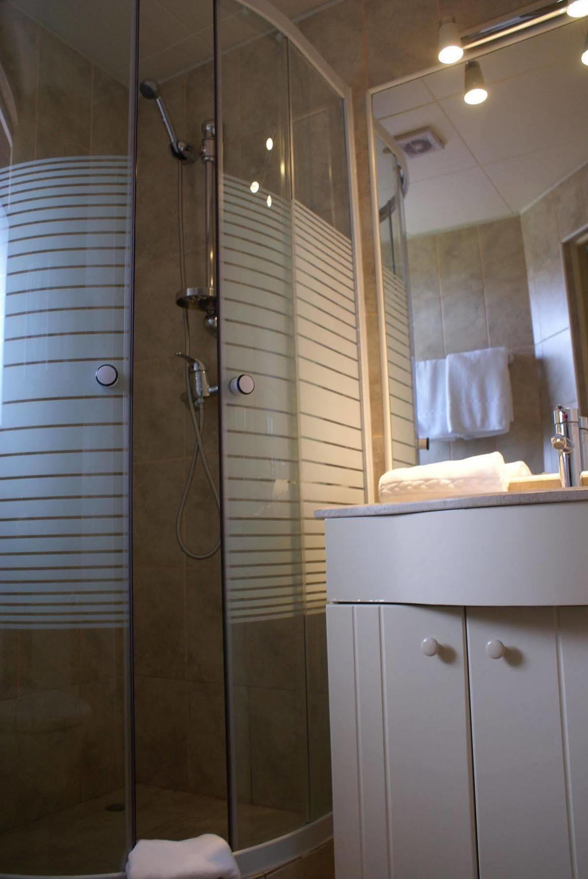 Hotel Baviera Parral Zewnętrze zdjęcie