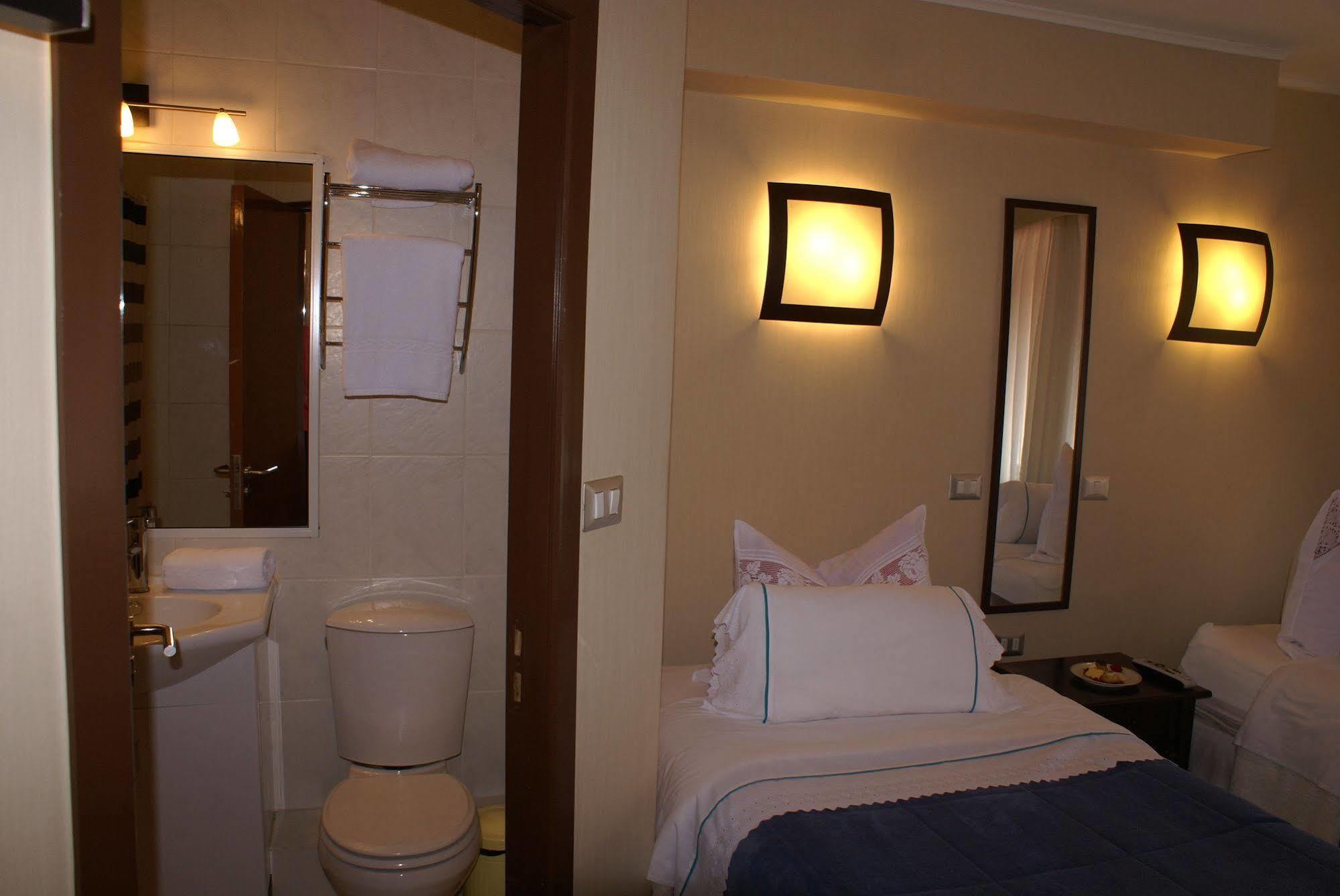 Hotel Baviera Parral Zewnętrze zdjęcie