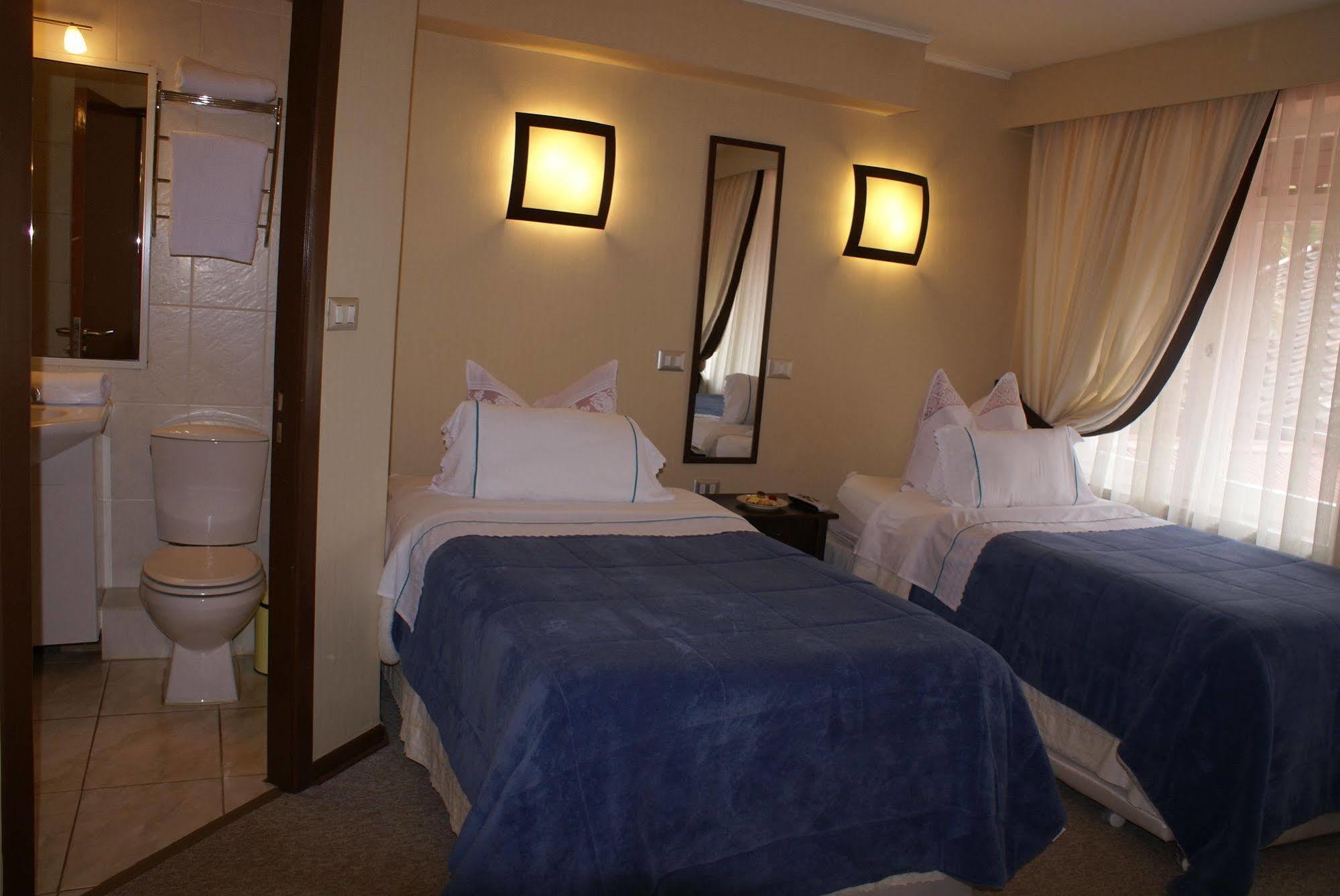 Hotel Baviera Parral Zewnętrze zdjęcie