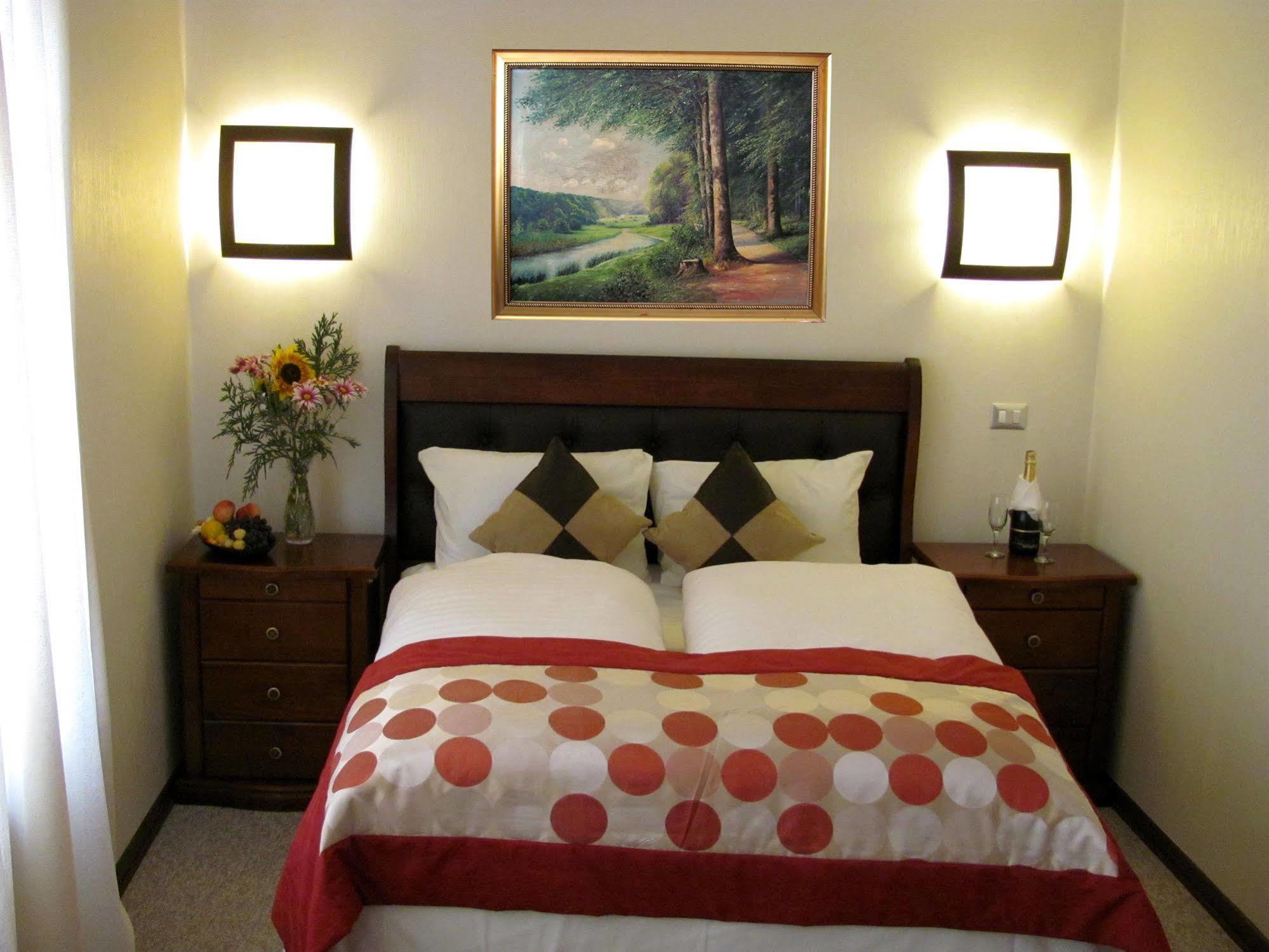 Hotel Baviera Parral Zewnętrze zdjęcie