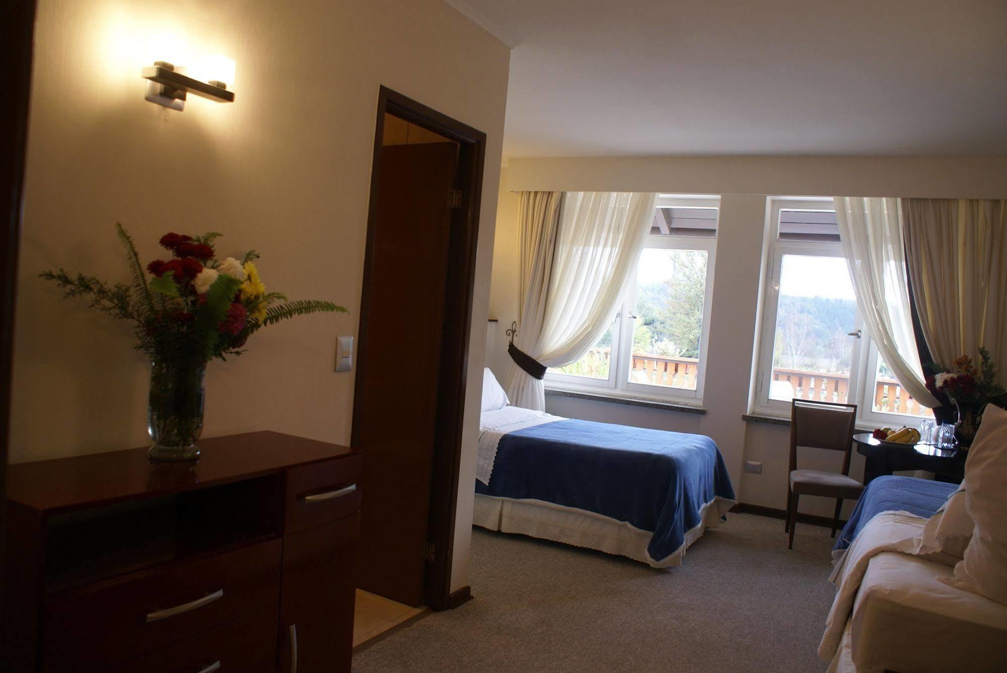 Hotel Baviera Parral Zewnętrze zdjęcie